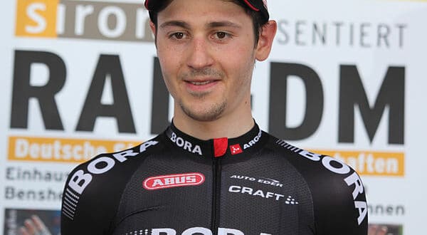 600px DM2015 Strasse IMG 6150